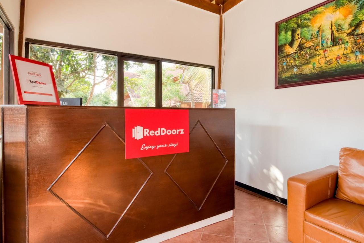 Hotel Reddoorz Syariah Near Gor Ken Arok Malang Exterior foto